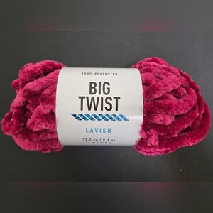 Big Twist Lavish Yarn GARNET